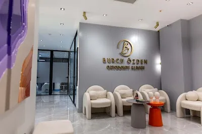Uzm. Dt. Uzm. Dt. Burcu Özden Hacıoğlu