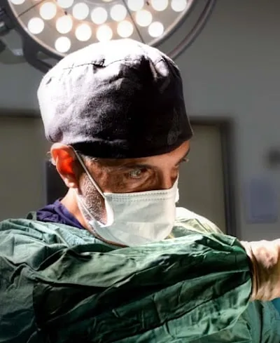 Chir. dr. Hamdi Özkan