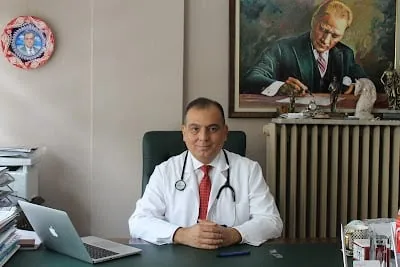 بروفيسور Tulga Ulus