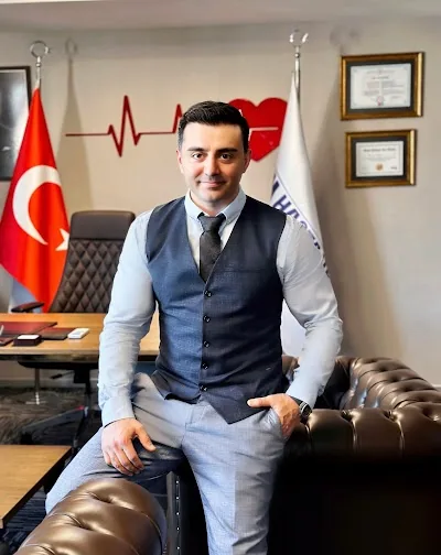 د. Evren Akmut Kadın Hastalıkları Uzmanı