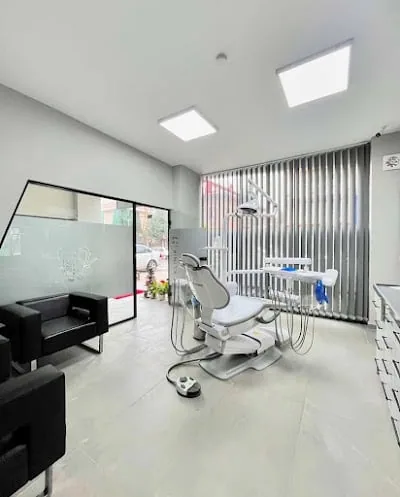 Özel Taş Dentatlas Ağız ve Diş Sağlığı Polikliniği