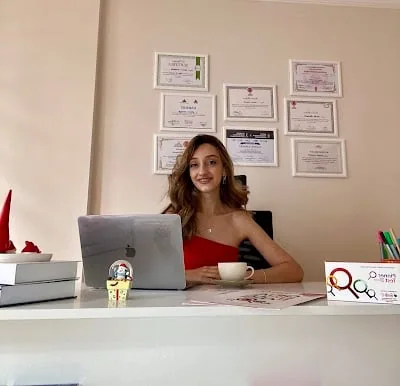 Ela Karadağ