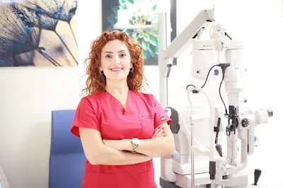 د. جراح Özgül Uğurtay
