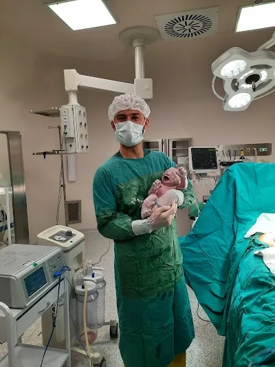 Surg. Dr. Talha Ayvaz