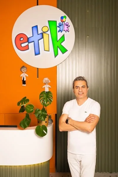 Prof. Erdal Türk