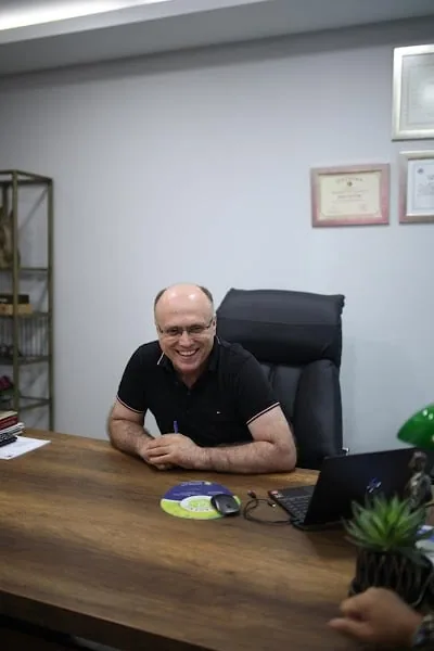 د. جراح Erol ÖZTÜRK
