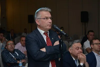 Prof. Dr. Mustafa Faruk Usta