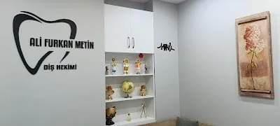 Diş Hekimi Ali Furkan Metin