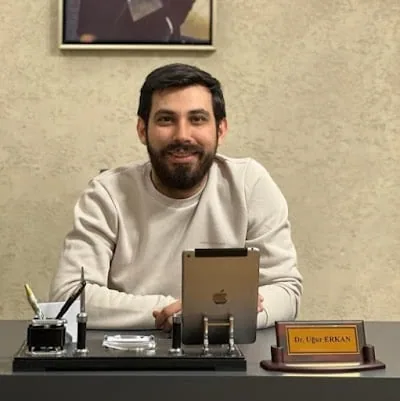 Д-р Uğur Erkan
