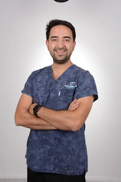 Uzm. Dt. Uzm. Dt. Semih Akgül