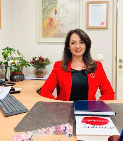 Prof. Asoc. Gülfem Başol