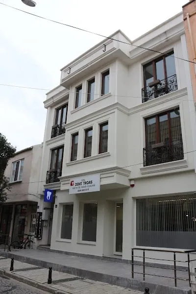 Dent Troas Ağız ve Diş Sağlığı Polikliniği