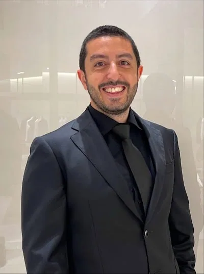 د. جراح M. Mustafa Aydınol