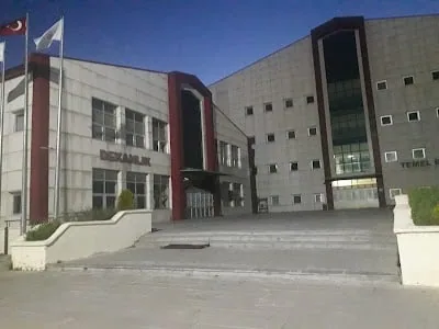 Kafkas Üniversitesi Tıp Fakültesi