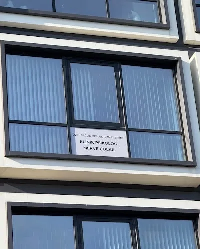 Klinik Psikolog Klinik Psikolog Merve Çolak