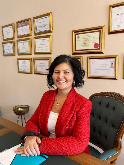 Dr hab. Şule Şahin Onat