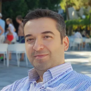 Д-р хир. İbrahim Düzgün