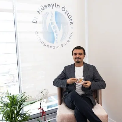 Surg. Dr. Hüseyin Öztürk