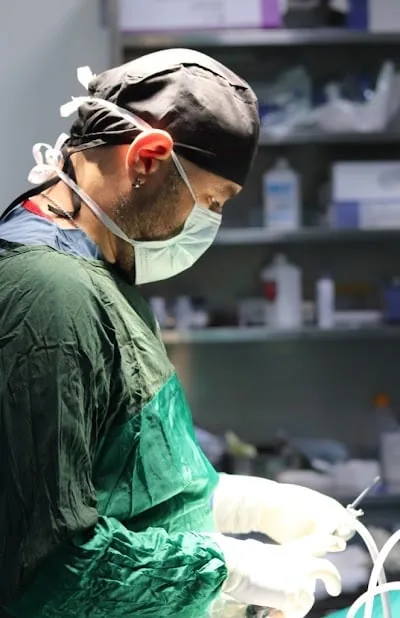 Dr. med. Barış Özgürol-Ortopedi Uzmanı
