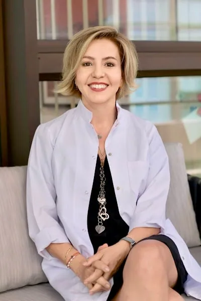 Prof. Emel Güngör I Botox I Cilt Gençleştirme I Akne Tedavisi I Saç Dökülmesi I Mezoterapi