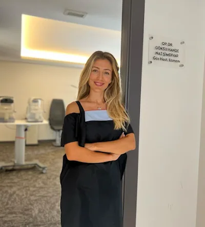 د. جراح Göksu Hande NAZ