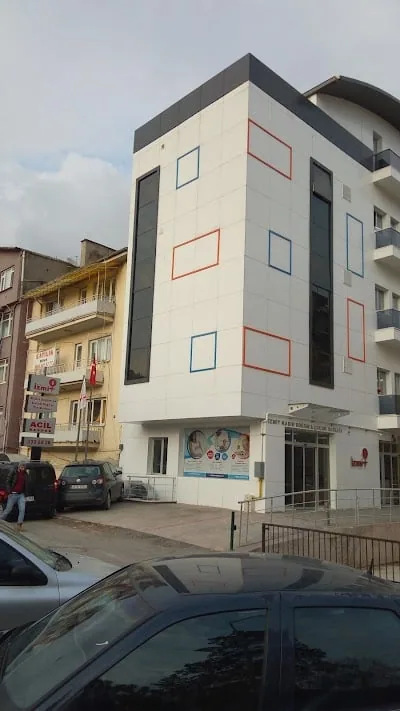 Özel İzmit Kadın Doğum Ve Çocuk Sağlığı Tıp Merkezi