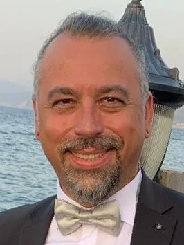 د. جراح Doğan Fakıoğlu