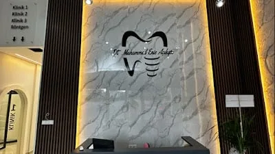Diş Hekimi Muhammed Enis Açıkgöz