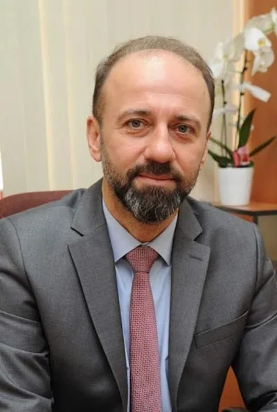 پروفسور Mehmet Adnan Celkan