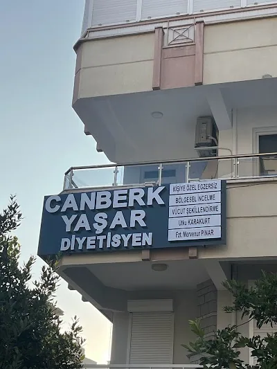 Dietista Canberk Yaşar