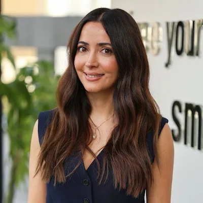 طبيب أسنان Betül Kazan