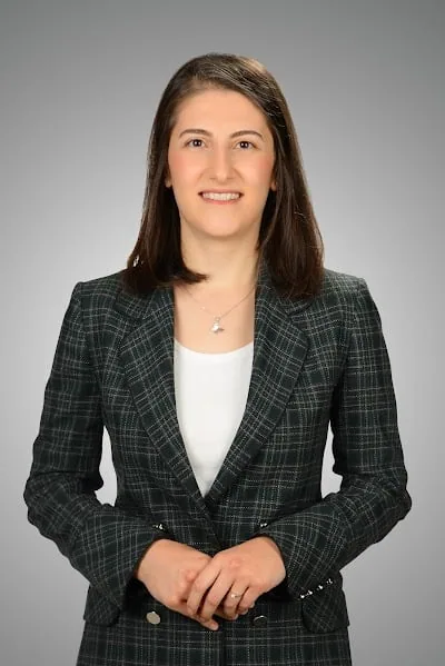 Lek. spec. Ece Merve YAZAR KAHRAMAN Çocuk/Ergen Ruh Sağlığı ve Hastalıkları Uzmanı