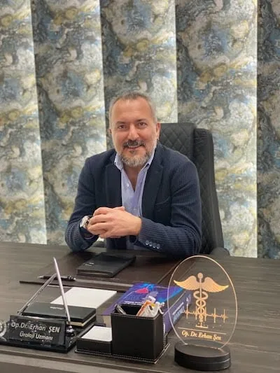 Dr. Chir. Erhan Şen