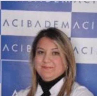 بروفيسور Züleyha Çalıkuşu