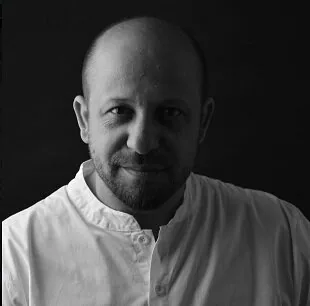 Odont. Adnan Aykan