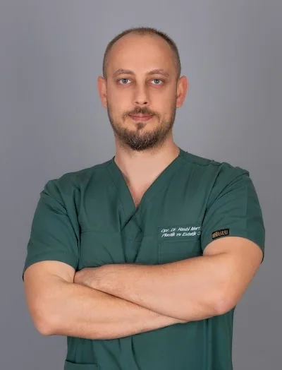 د. جراح Mert Meral Antalya