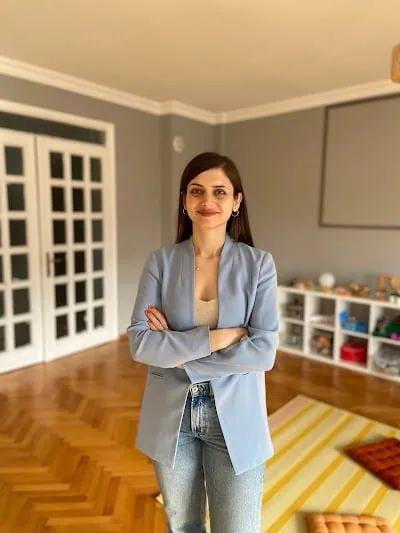Karşıyaka Çocuk Psikolog Tuğba Şen Kaya