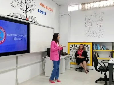 Психолог Nursena Canpolat