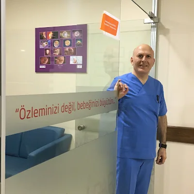Dr. med. Hasan Tahsin Sanisoğlu I Tüp Bebek Tedavisi -Tüp Bebek Merkezi