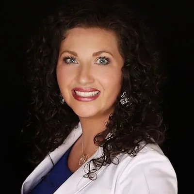 Dr Dr Shellie Marks
