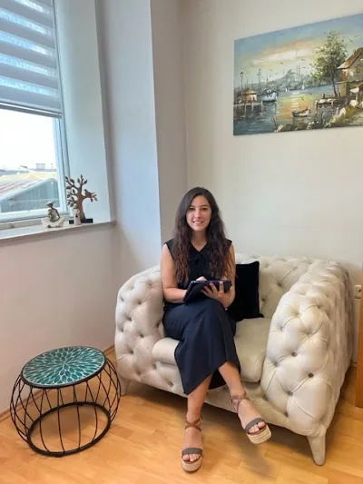 Klinik Psikolog Klinik Psikolog Gizem Kural Erkal