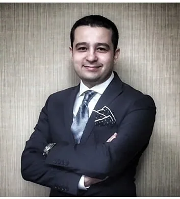 Conf. Dr. Uzdan Uz