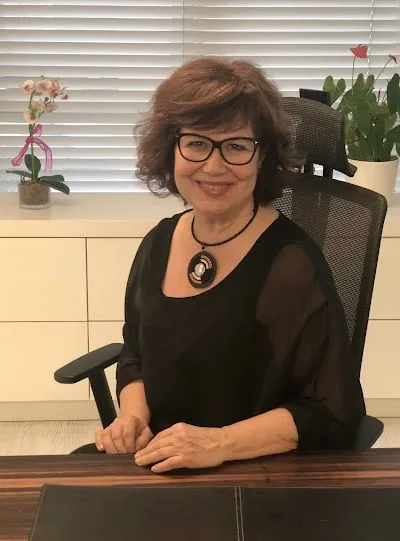 Dr. Mukaddes Özcan
