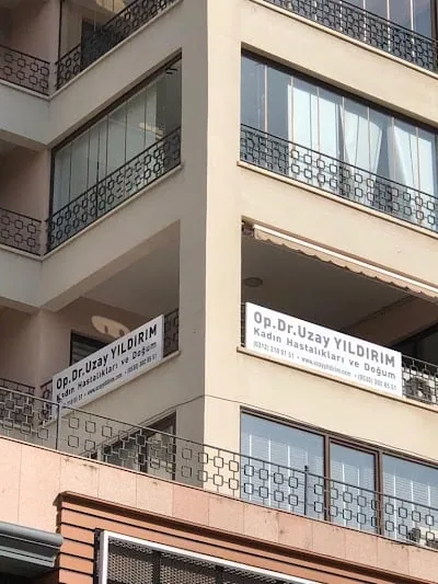 د. جراح Uzay Yıldırım