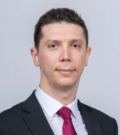 دانشیار Orhan Ağcaoğlu