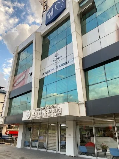 İzmir Tınaztepe Üniversitesi Ağız ve Diş Sağlığı Uygulama ve Araştırma Merkezi