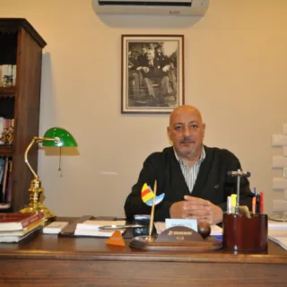 د. متخصص Murat Cöngevel