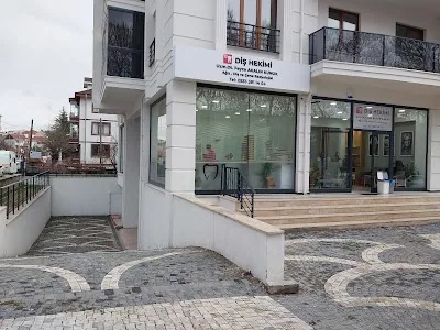 Uzm. Diş Hekimi Feyza Akalın Kunuk