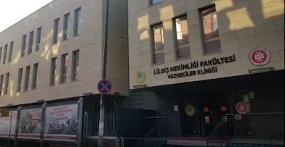 İstanbul Üniversitesi Diş Hekimliği Fakültesi Dekanlığı