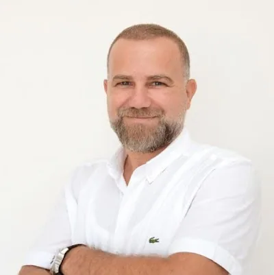 پروفسور Ahmet Dağ